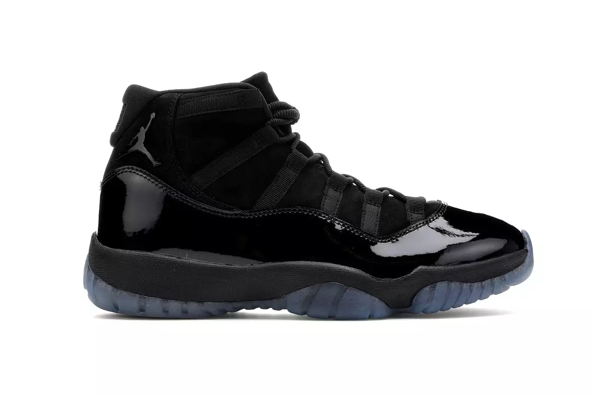 Air Jordan Retro 11 Cap and Gown