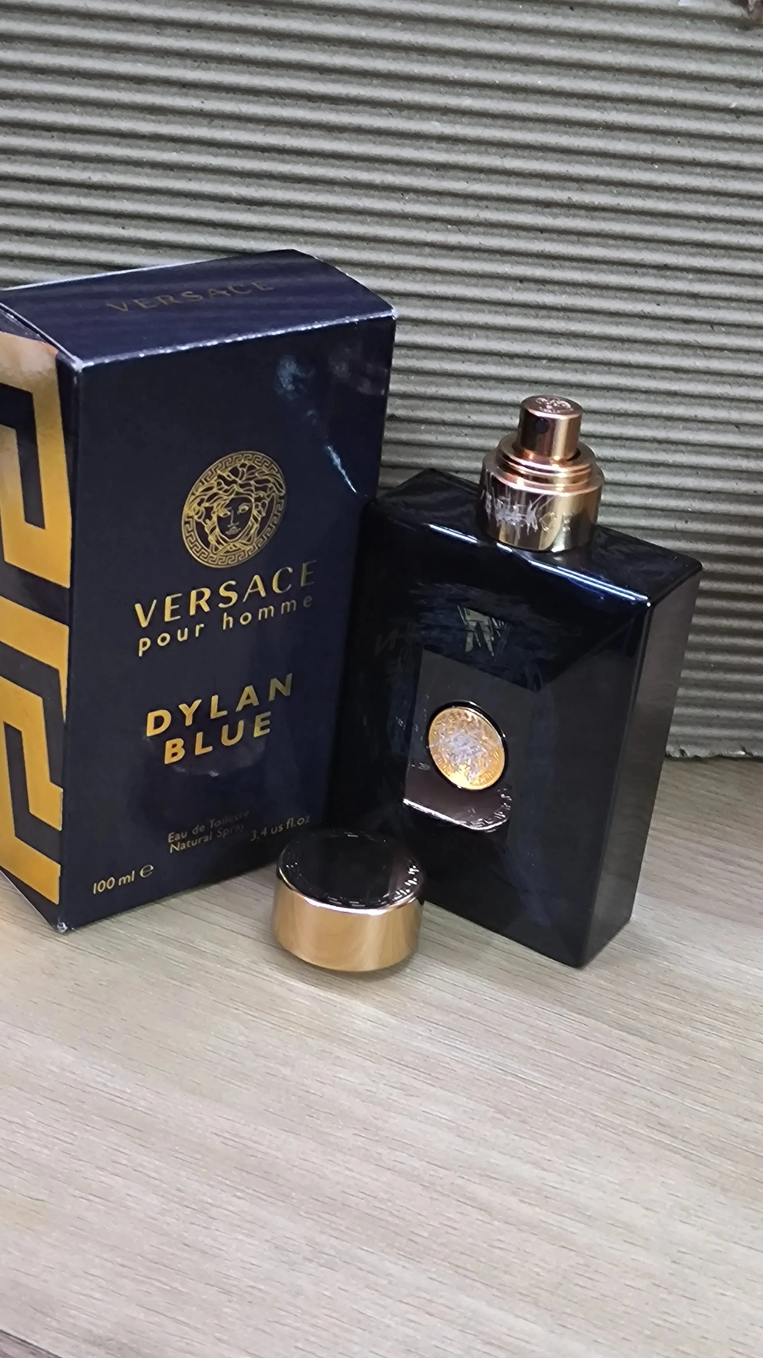 Unboxed VERSACE POUR HOMME DYLAN BLUE EDT PERFUME FOR MEN 100ML